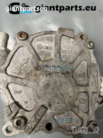 Вакуум помпа за VW PASSAT , 03L145100, снимка 2 - Части - 40160239