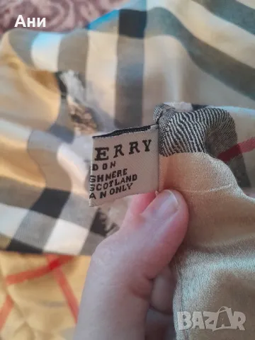 Оригинален кашмирен шал BURBERRY, снимка 6 - Шалове - 48543937