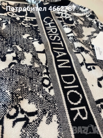 Dior-Оригинална чисто нова дамска жилетка М номер, снимка 6 - Жилетки - 52894129