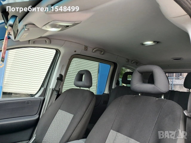 Mercedes Vaneo 1.6 benzin 7 местен, снимка 13 - Автомобили и джипове - 53192374