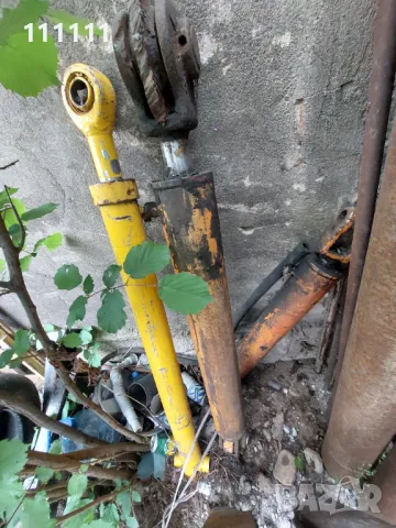 Хидравлични цилиндри 