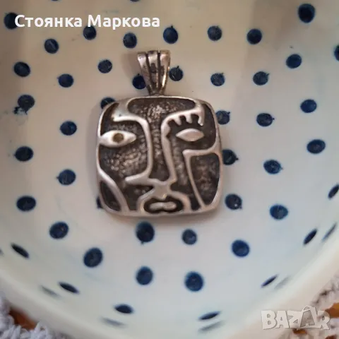 Сребърна висулка с подарък красива кутийка