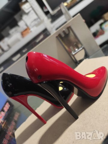 Запалка под формата на дамска обувка на ток, снимка 8 - Запалки - 37572383