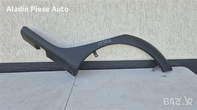 Декорация за задно ляво крило Dacia Sandero Stepway година 2012 2013 2014 2015 2016 код 788A31751R