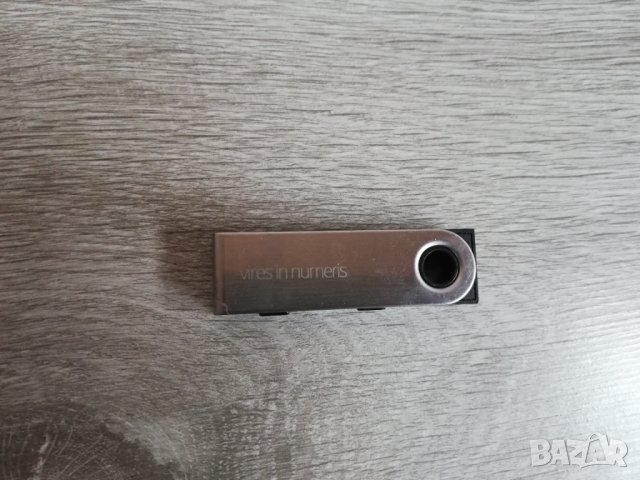 Ledger Nano S hardware crypto wallet