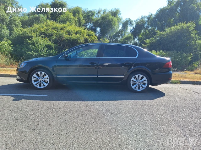 Skoda Superb 2.0TDI DSG FACELIFT, снимка 6 - Автомобили и джипове - 50947775