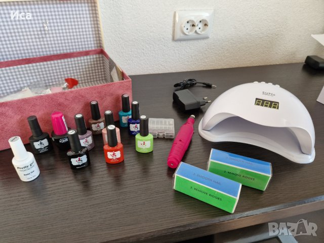 Комплект за Гел лак, снимка 2 - Продукти за маникюр - 43337303