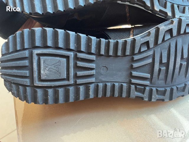 Louis Vuitton Оригинални Мъжки Обувки!, снимка 7 - Маратонки - 44911538