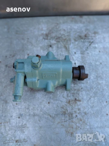 хидравлична помпа