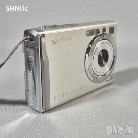 Цифров фотоапарат Sony Cyber Shot DSC-W80, снимка 4 - Фотоапарати - 50444463
