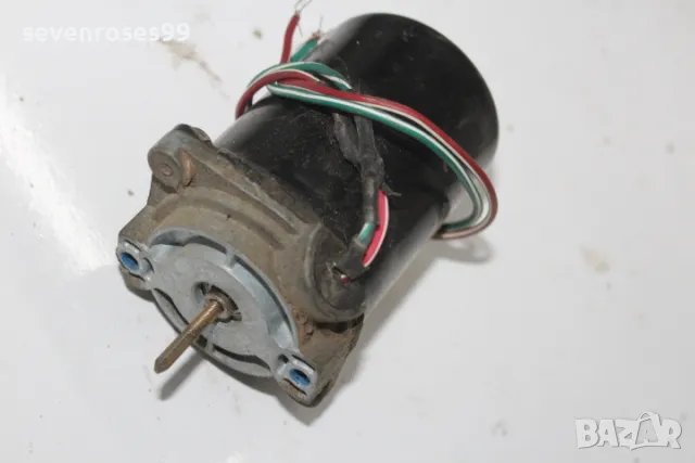 Мотор ръчна спирачка Ягуар ХФ 2008 Jaguar Xf 24019280, снимка 2 - Части - 48508230