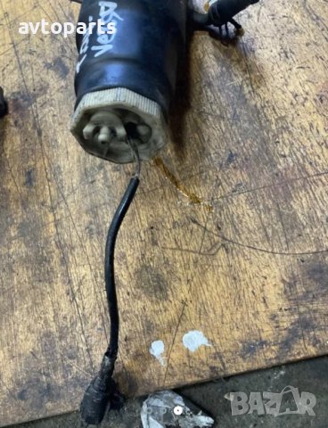 Toyota avensis verso 2.0d4d 2005година Корпус Горивен Филтър, снимка 3 - Части - 40467542