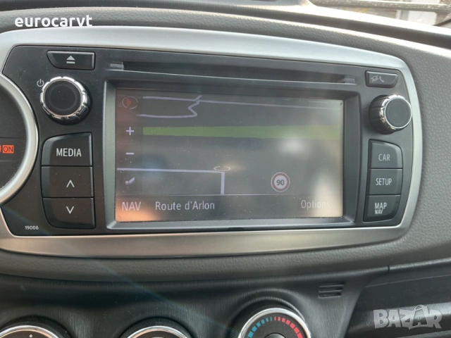 Toyota Yaris 1.4 D-4D Active, снимка 9 - Автомобили и джипове - 51693376