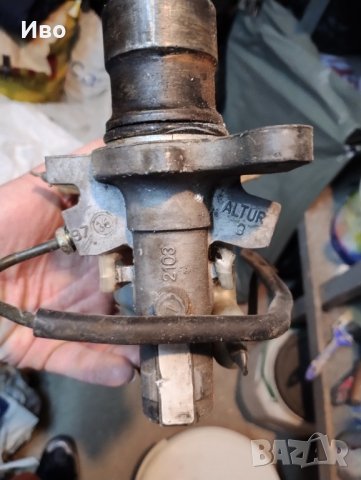  Спирачна помпа BMW E39 525tds, снимка 2 - Части - 28609795