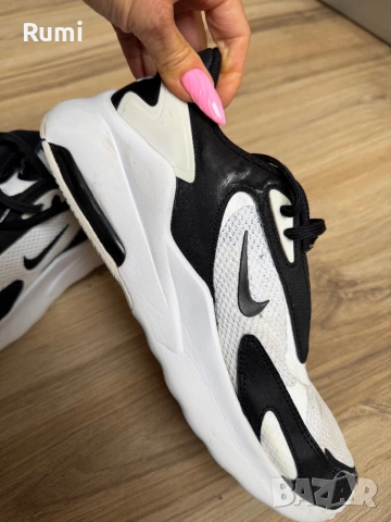 Оригинални маратонки Nike Air Max Bolt! 43 н, снимка 3 - Маратонки - 52850939