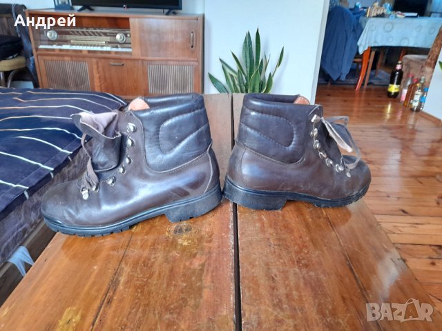 Стари туристически обувки Младост, снимка 3 - Антикварни и старинни предмети - 43170438