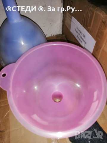 Пластмасови големи фунии за течности , снимка 3 - Аксесоари за кухня - 39221981