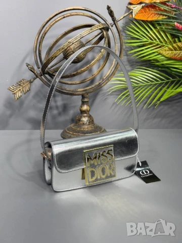 чанти christian dior , снимка 7 - Чанти - 50684574