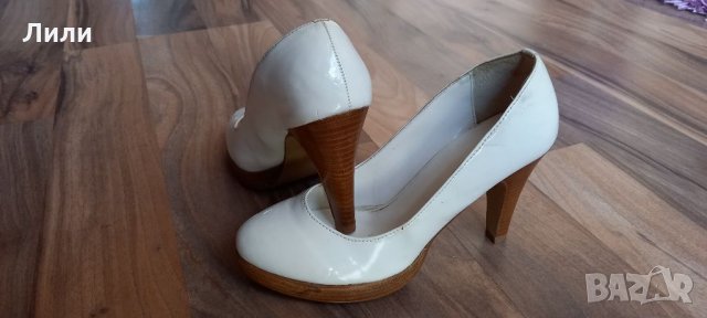 Бели лачени дамски обувки, снимка 1 - Дамски ежедневни обувки - 32730418