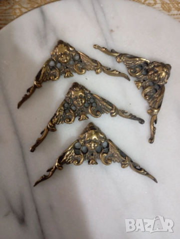 Комплект стари апликации,обкови 