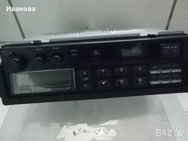 Продавам авторадиокасетофон CLARION PU-920