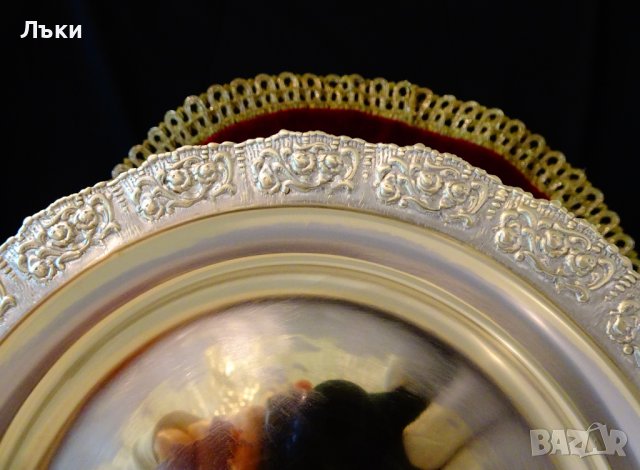 Месингова чиния с релефни рози 19 см. , снимка 2 - Антикварни и старинни предмети - 37997198