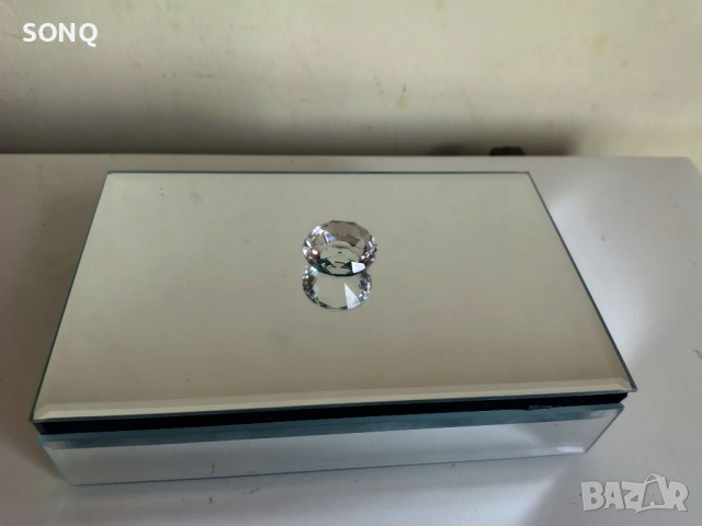 Прекрасна Огледална Кутия За Бижута, снимка 2 - Антикварни и старинни предмети - 53021054