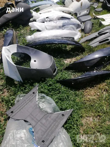спойлери кори пластмаси и седалка за скутер , снимка 3 - Части - 50339800