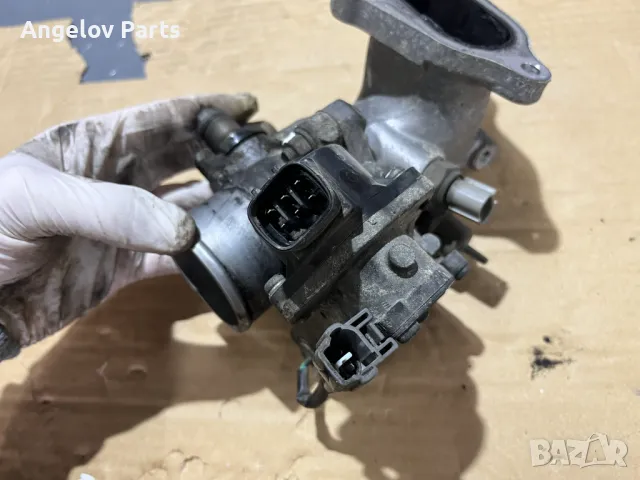 Дросел за Toyota Avensis T25 2.0 D-4D, снимка 3 - Части - 49910839