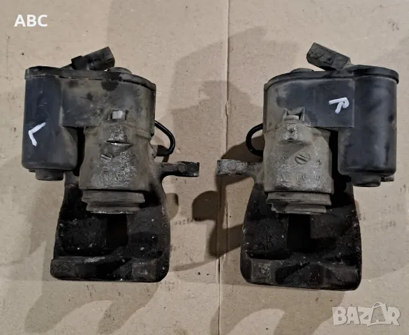 Заден ляв и десен спирачен апарат с моторче от Vw Passat B6 
