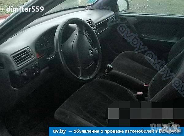 Opel Vectra A 1, 8 бензин на части, снимка 3 - Части - 43017190