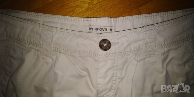 Бежови къси панталонки, М размер, снимка 2 - Къси панталони и бермуди - 40303516