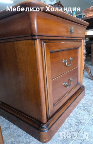 италиански нощни шкафчета, снимка 9 - Шкафове - 52525140