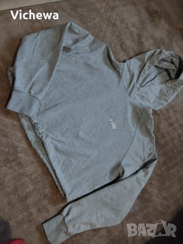 Сиво горнище , снимка 2 - Спортни екипи - 52826729
