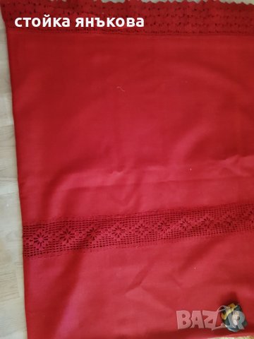 Продавам вълнена тъмно червена покривка за легло с ръчно плетена дантела  , снимка 10 - Покривки за легло - 35041732