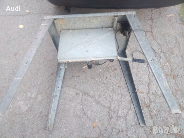 Голям немски стационарен циркуляр с режещ диск Ф 270мм  Electra Beckum  Монофазен 220V, снимка 7 - Циркуляри - 45709057