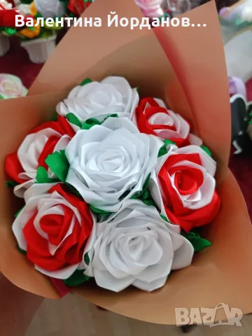 букети от сатенени рози , снимка 3 - Изкуствени цветя - 48848616