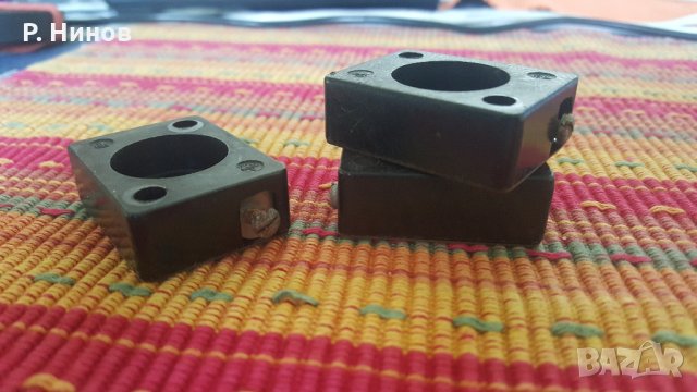 Стартерна фасунга ФАСУНГА - ГНЕЗДО ЗА СТАРТЕРИ НА ЛУМИНИСЦЕНТНИ ПУРИ, снимка 1