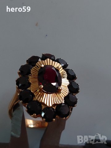 Дамски златен пръстен с гранати-18 карата злато(чехски гранати), снимка 14 - Пръстени - 38897379