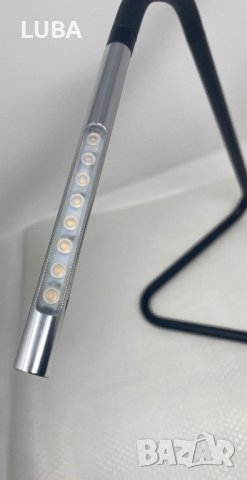 настолна с USB  лед лампа с въртяща глава и гъвкаво рамо-IKEA, снимка 2 - Соларни лампи - 43385691