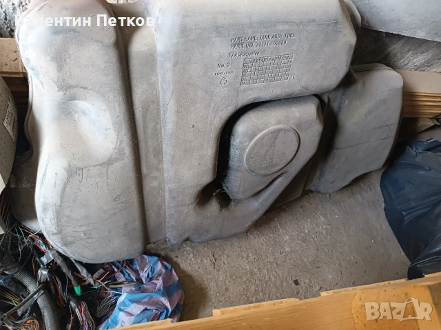 Резервоар за тойота корола е12 