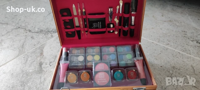 Куфарче с гримове 👄💅👁️, снимка 5 - Комплекти и лотове - 51219542