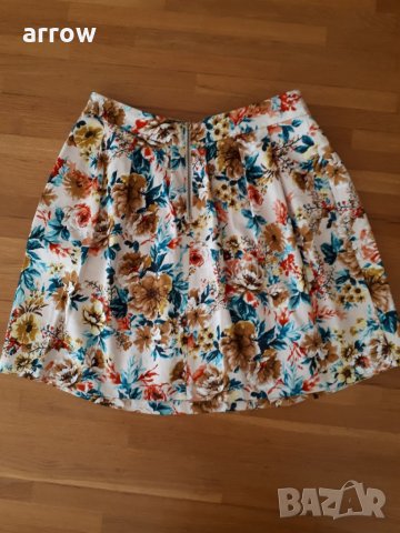 Флорална пола Страдивариус, снимка 5 - Поли - 26648309