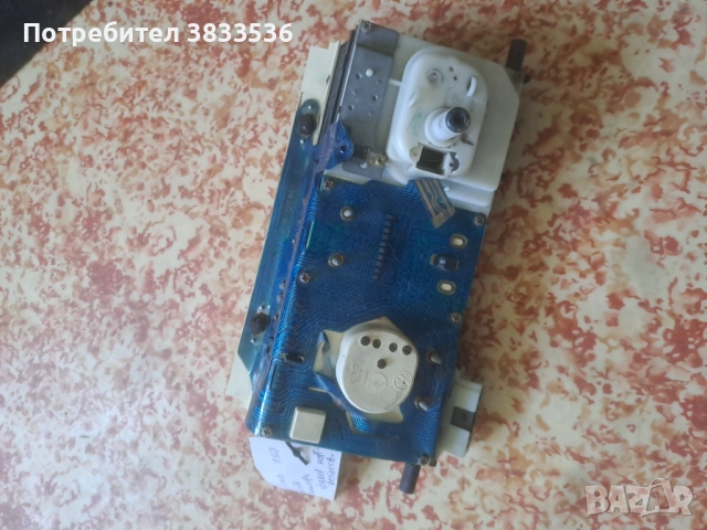 1 Буксов скоростомер със обортомер/ километражен уред за VW Golf / Jetta mk2 Бензин, снимка 6 - Части - 51503974