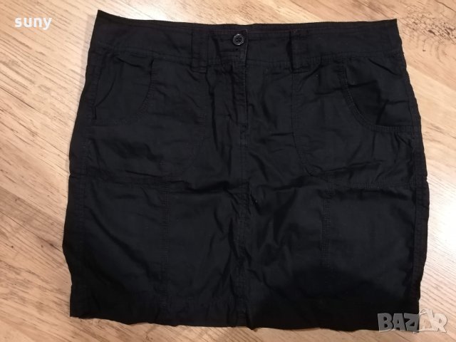 Черна спортна пола