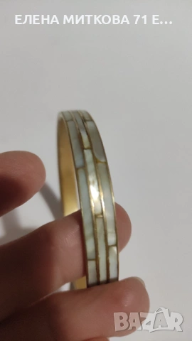 Стара гривна от месинг и естествен седеф, снимка 3 - Гривни - 53013710