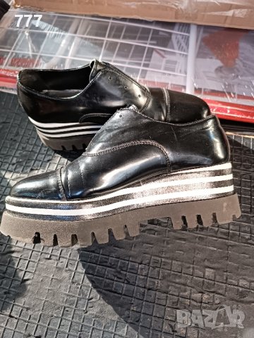 обувки , снимка 5 - Дамски ежедневни обувки - 43811782