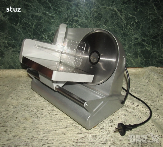 Електрическа машина за рязане на колбаси, хляб, сирена Clatronic, снимка 6 - Кухненски роботи - 52457824