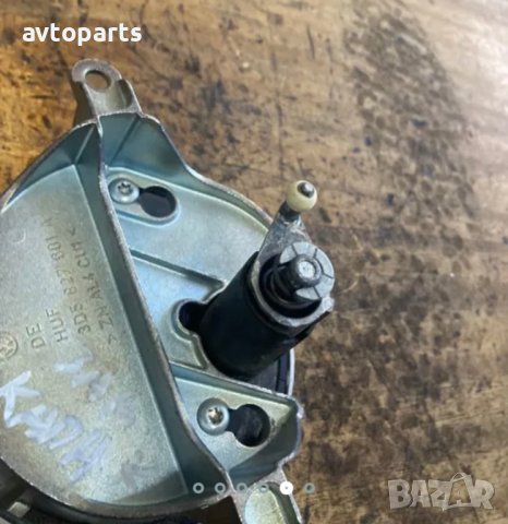 Vw phaeton 2004година емблема заден капак, снимка 5 - Части - 40449130