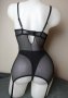 Petite Fleur 75В/C луксозен черен корсет с пришити/вградени жартиери, снимка 1